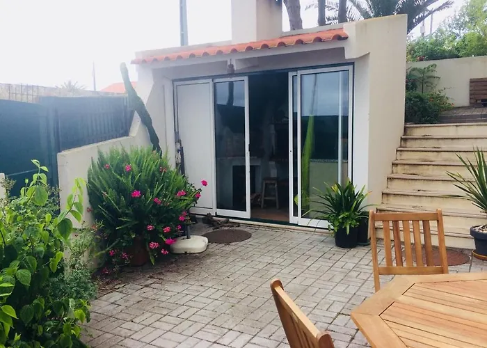 Avo Bolachas 10 Homestay Nazare